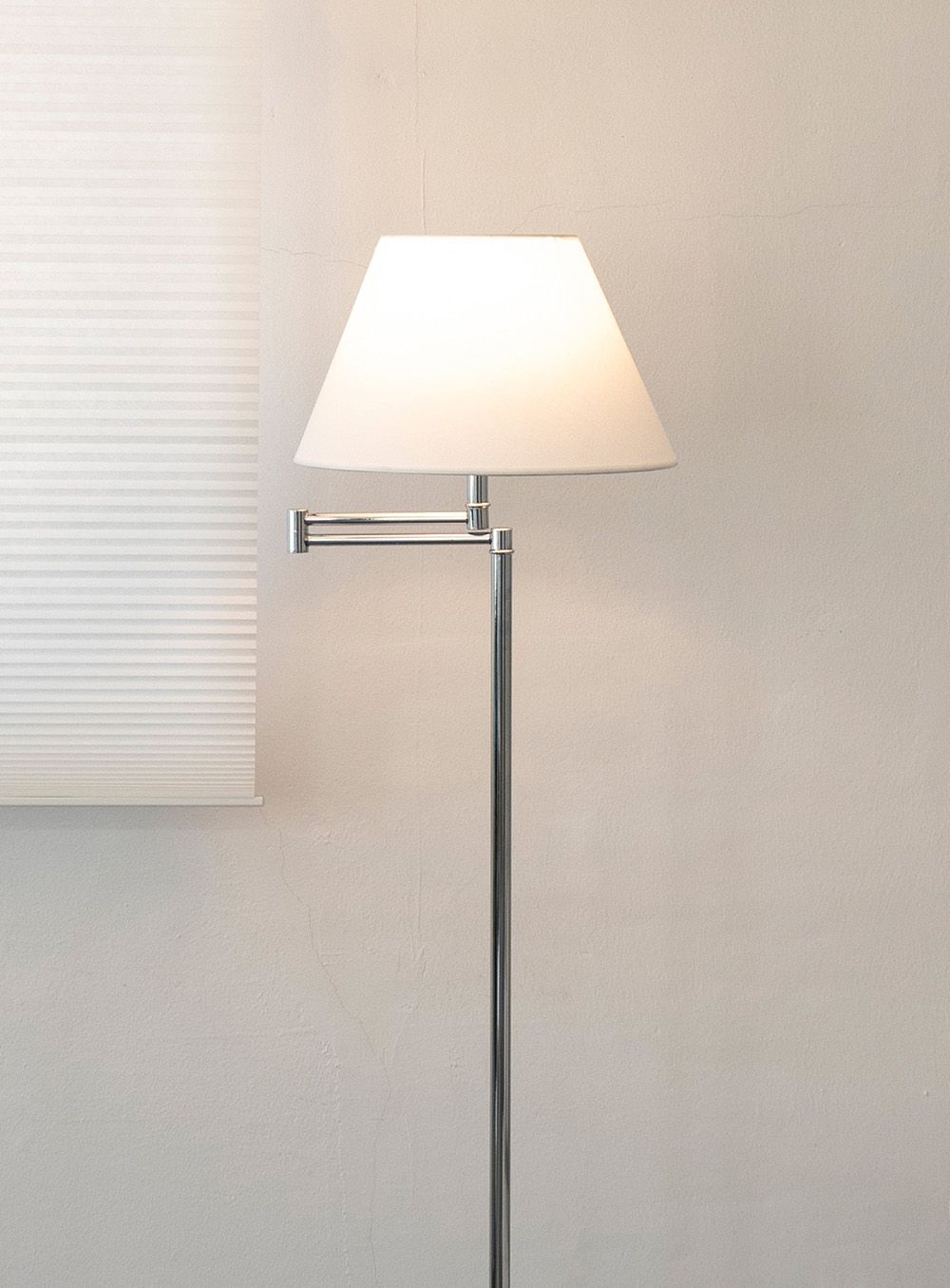 라인 플로어 램프_크롬